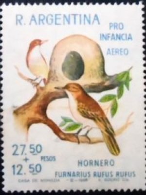 Selo postal da Argentina de 1966 Rufous Hornero N