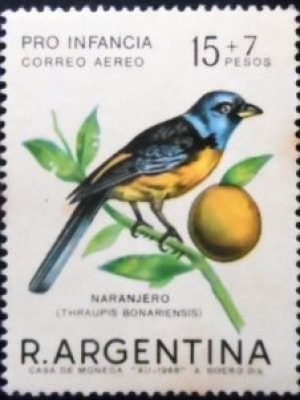 Selo postal da Argentina de 1967 Blue-and-yellow Tanager N
