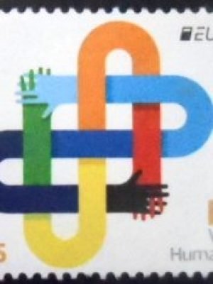 Selo postal de Portugal de 2023 Interlocked Hands M