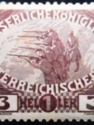 Selo postal da Áustria de 1915 Infantry in a Trench N