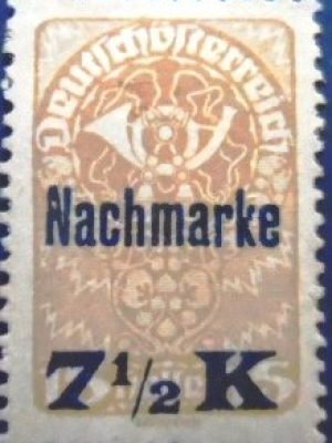 Selo postal da Áustria de 1921 Nachmarke overprint 7½ N