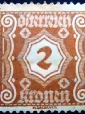 Selo postal da Áustria de 1922 Digit in octogon 2 N P