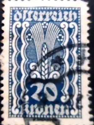 Selo postal da Áustria de 1922 Symbolism Ear of Corn 20 U