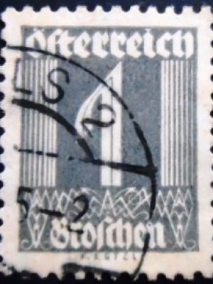 Selo postal da Áustria de 1925 Numerals 1 U