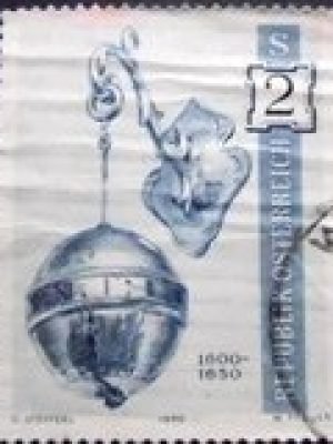 Selo postal da Áustria de 1970 Clock U