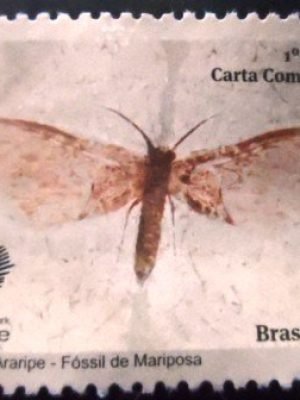 Selo postal do Brasil de 2016 Fóssil de Mariposa U
