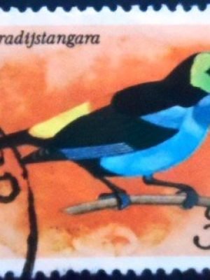 Selo postal do Suriname de 1977 Paradise Tanager U