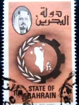 Selo postal do Bahrain de 1977 Map of Bahrain 100 U
