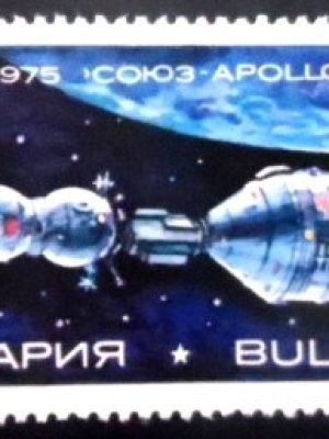 Selo postal da Bulgária de 1990 Soyuz & Apollo Link 1975 N