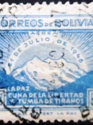 Selo postal da Bolívia de 1947 Mt. Illimani 2.50 U