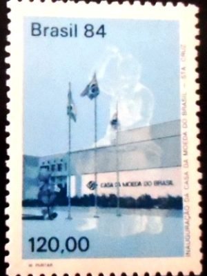 Selo postal do Brasil de 1984 Casa da Moeda M