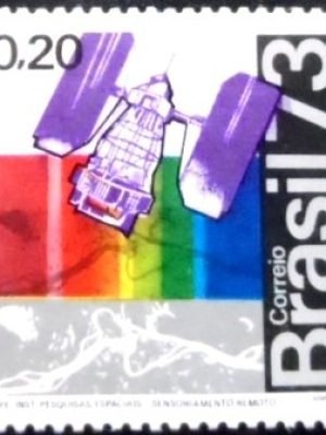 Selo postal do Brasil de 1973 INPE M