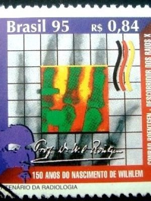 Selo postal do Brasil de 1995 Conrad Roentgen