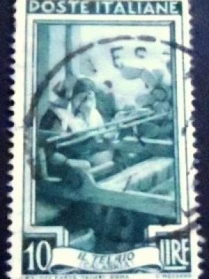 Selo postal da Itália de 1950 Weaver