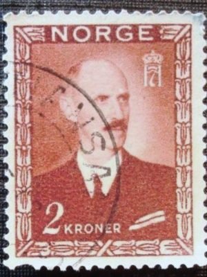 Selo postal da Noruega de 1946 King Haakon VII