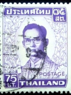 Selo postal da Thailândia de 1972 King Bhumipol