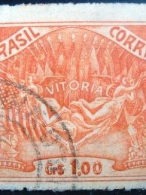 Selo postal Comemorativo emitido no Brasil em 1945 - C 200 U