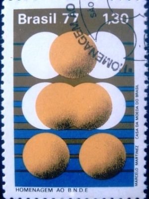 Selo postal do Brasil de 1977 BNDE