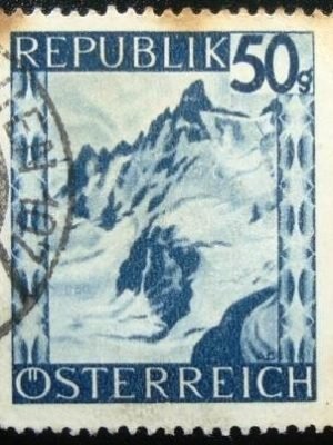 Selo postal da Áustria de 1945 Silvretta Mountain Range