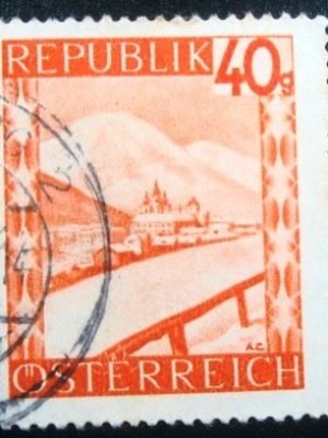 Selo postal da Áustria de 1947 Mariazell U