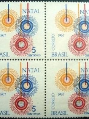 Quadra de selos postais do Brasil de 1967 Natal