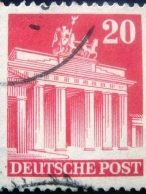 Selo postal da Alemanha de 1948 Brandenburg Gate 20