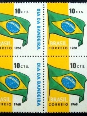 Quadra de selos postais do Brasil de 1968 Bandeira Nacional M QD