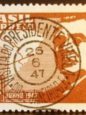 Selo postal comemorativo do Brasil de 1947 - C 228 NCC