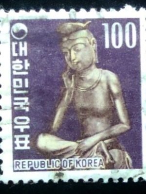 Selo postal da Coréia do Sul de 1969 Seated Buddha