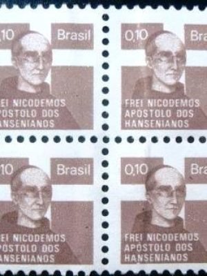 Quadra de selos postais do Brasil de 1975 Frei Nicodemos H 17