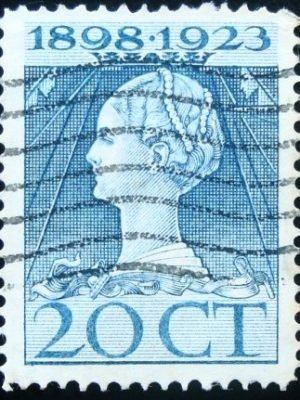 Selo postal da Holanda de 1923 Queen Wilhelmin 20