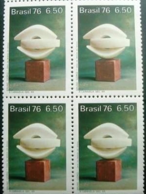 Quadra de selos do Brasil de 1976 A Caravela 967 M