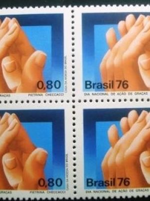 Quadra de selos postais do Brasil de 1976 Ação de Graças - 968 M