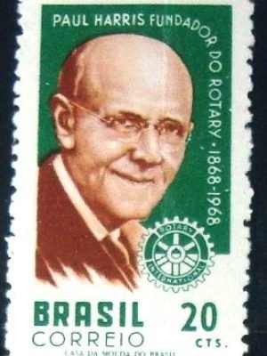 Selo postal do Brasil de 1968 Paul Percy Harris M