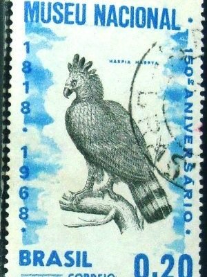 Selo postal do Brasil de 1968 Harpia U