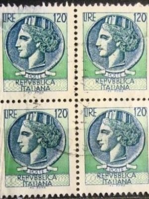 Quadra de selos postais da Itália de 1977 Syracuse 120