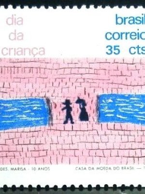 Selo postal do Brasil de 1971 Desenho Marisa da Silva Chaves