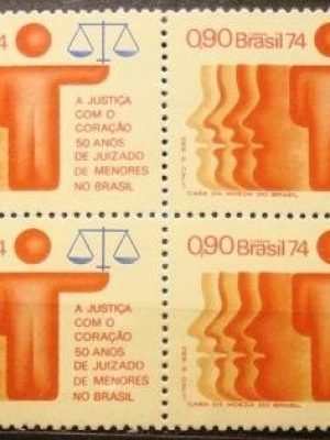 Quadra de selos postais do Brasil de 1974 Juizado de menores 870 M