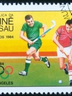 Selo postal da Guiné Bissau de 1984 Field hockey