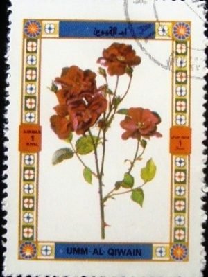Selo postal do Umm Al Qaiwain de 1972 Roses 1438A
