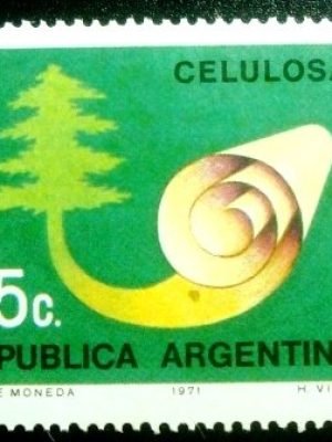 Selo postal da Argentina de 1971 Cellulose and Paper