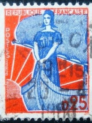 Selo postal da França de 1960 Marianne in the boat 0