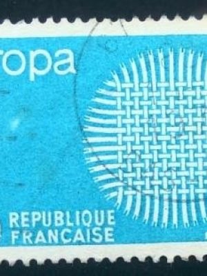 Selo postal da França de 1970 Flaming Sun U