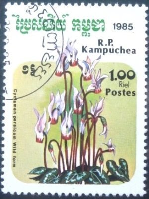 Selo postal do Cambodja de 1985 Cyclamen persicum