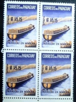 Quadra de selos postais do Paraguai de 1961 Logs on river barge