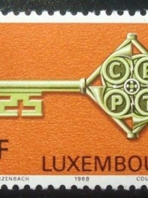 Selo postal de Luxemburgo de 1968 Key with CEPT emblem in key grip 6