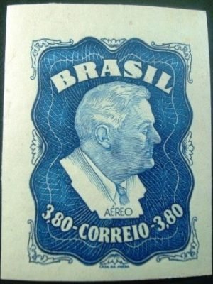 Selo postal do Brasil de 1949 Roosevelt