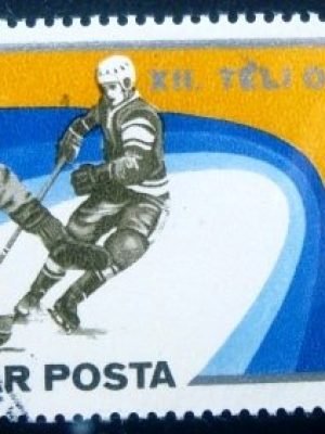 Selo postal da Hungria de 1975 Innsbruck 1976