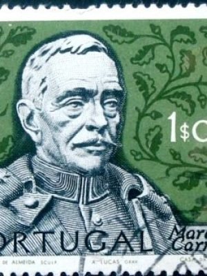 Selo postal de Portugal de 1970 Marshal Carmona