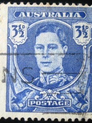 Selo postal da Austrália de 1942 King George VI 3½ U